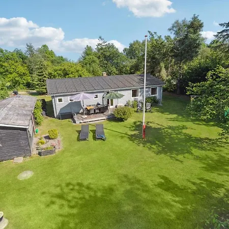 4 Bedroom Cozy In Casa vacanze Storvorde